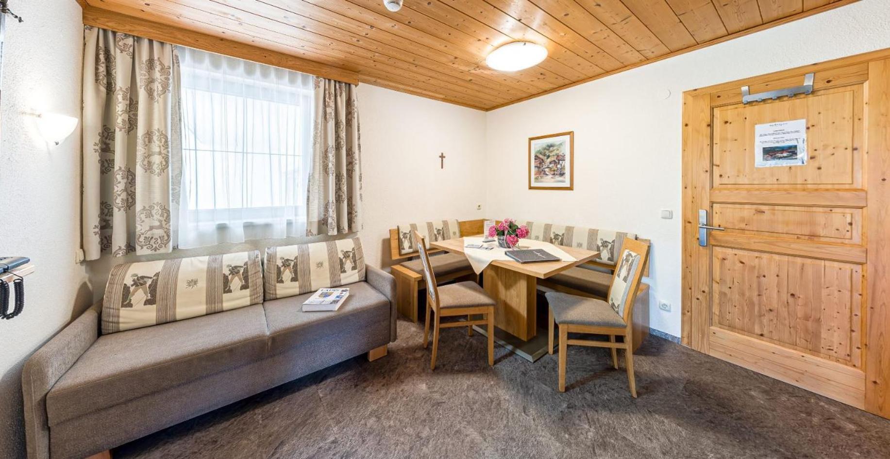 Appartements Am Burgsee Ladis Exterior photo