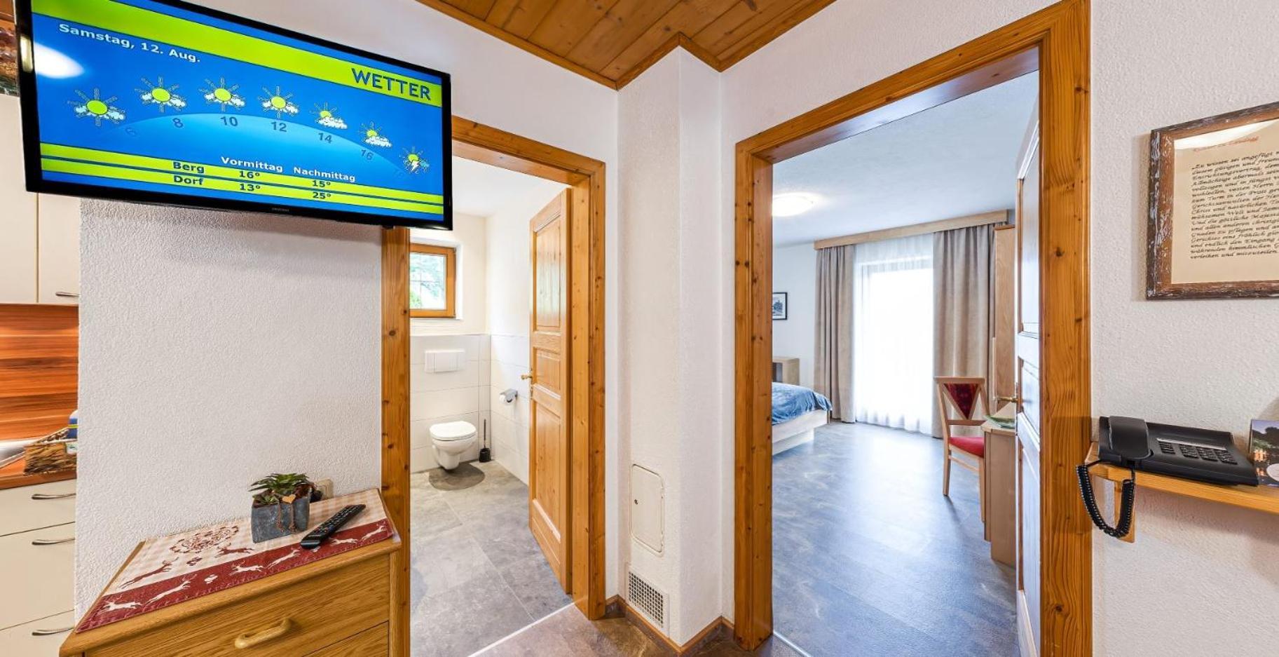 Appartements Am Burgsee Ladis Exterior photo